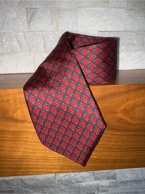 Vintage Eaton 100% Silk Tie Made in Italy Necktie Nautical Geometric Equestrian